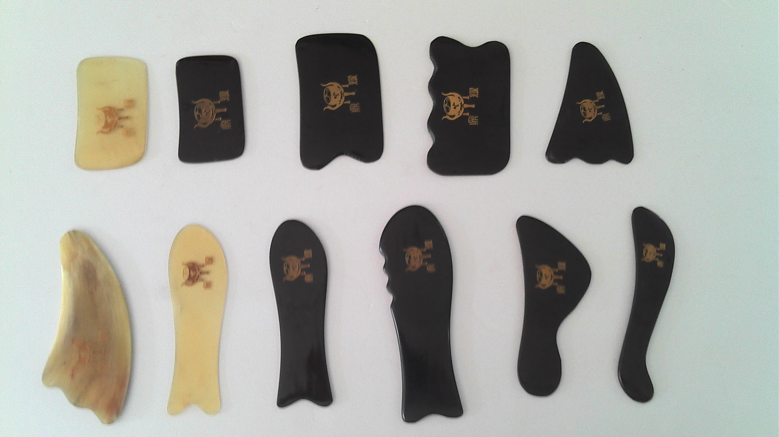 刮痧特别疼怎么回事,刮痧的痛一般人能受得了吗