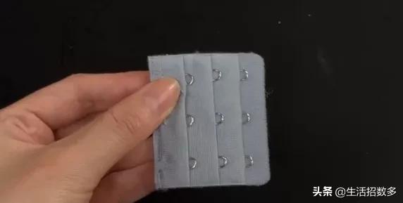 旧内衣可以剪碎了烧掉吗,旧文胸别扔改造后有大用