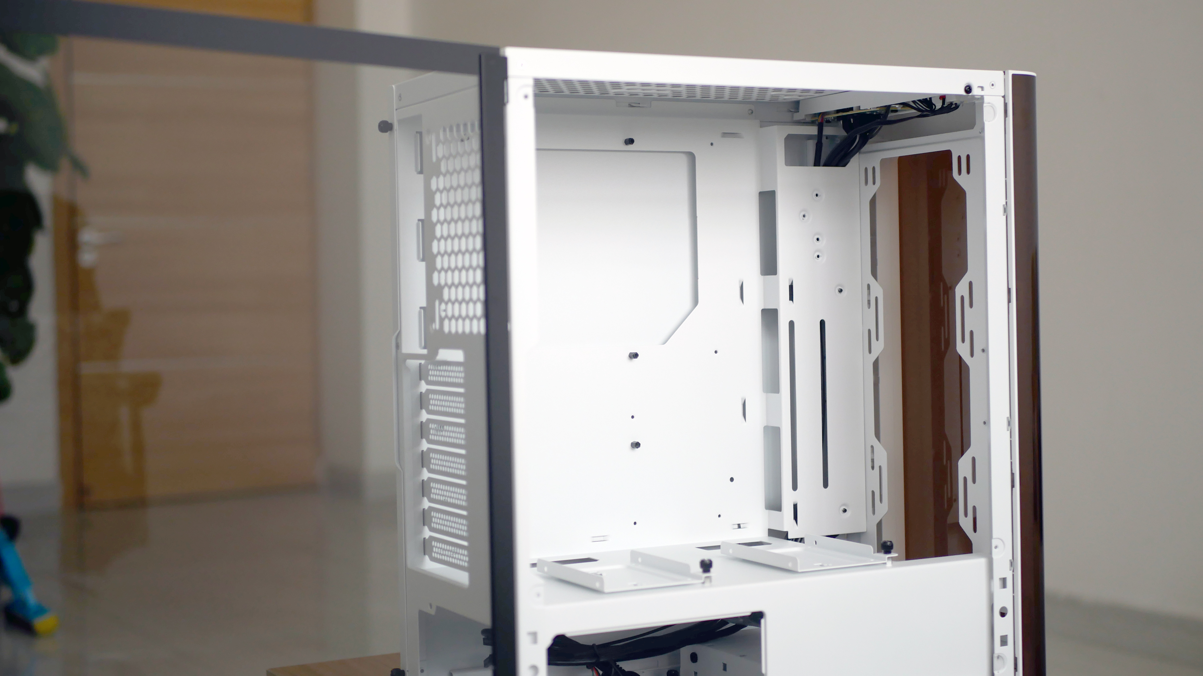 tt挑战者v3机箱,挑战者h3机箱安装教程