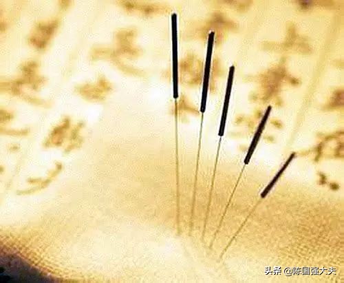 面肌痉挛怎么做可以缓解,面肌痉挛的自我缓解方法