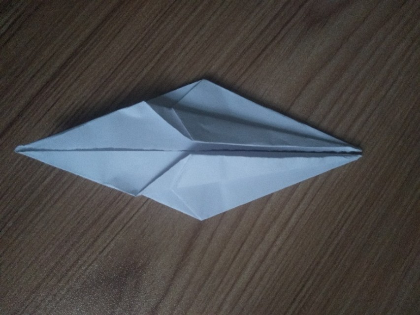 怎么折千纸鹤会飞,糖纸怎么折千纸鹤