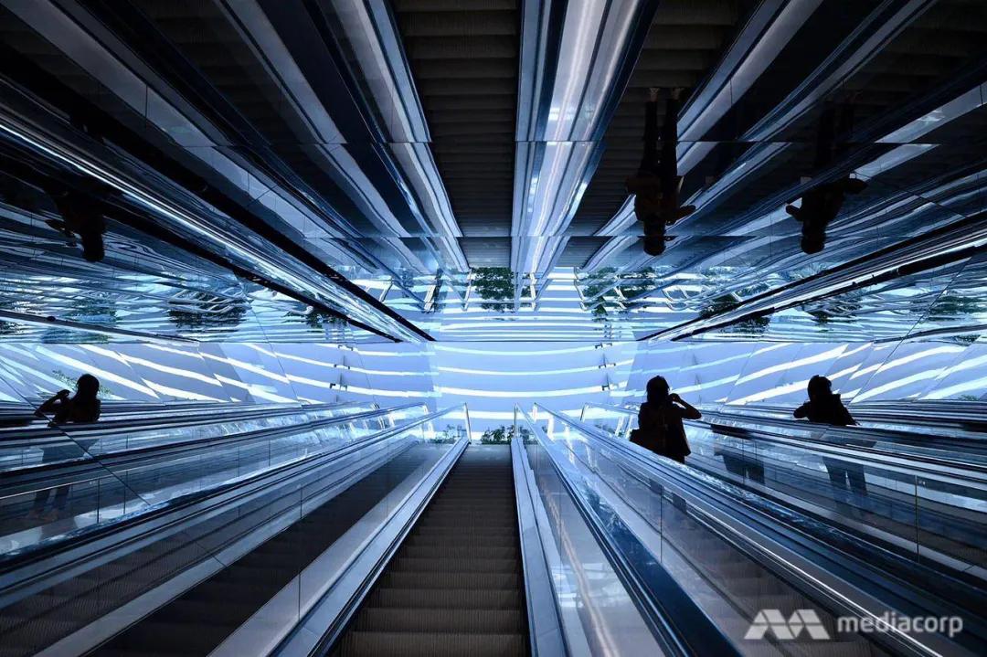 全球第一家苹果水上直营店在哪里,全球第一水上零售店