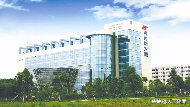 这位潮商17岁背井离乡创业,将一个小厂发展为年产值数十亿大集团