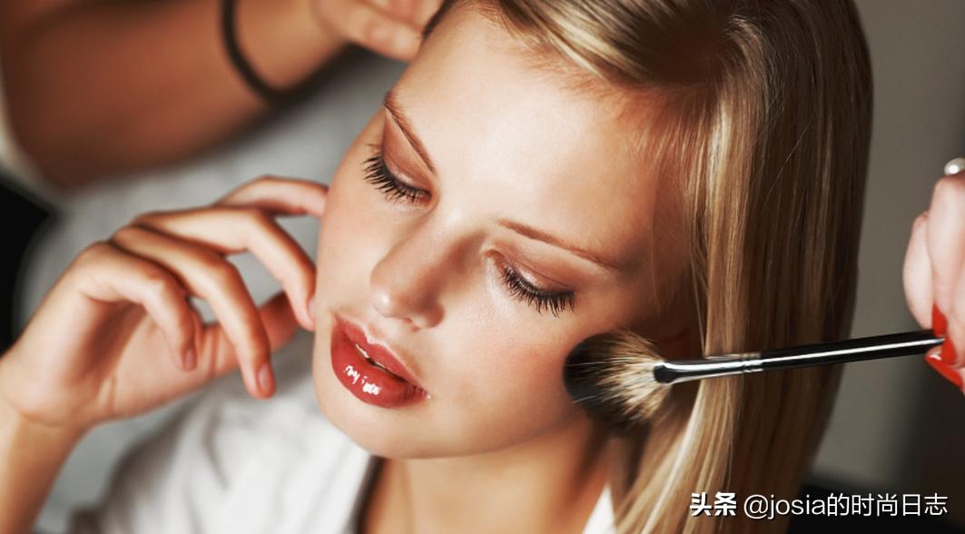有效化妆必备化妆品有哪些,新手化妆最简单需要哪几样化妆品