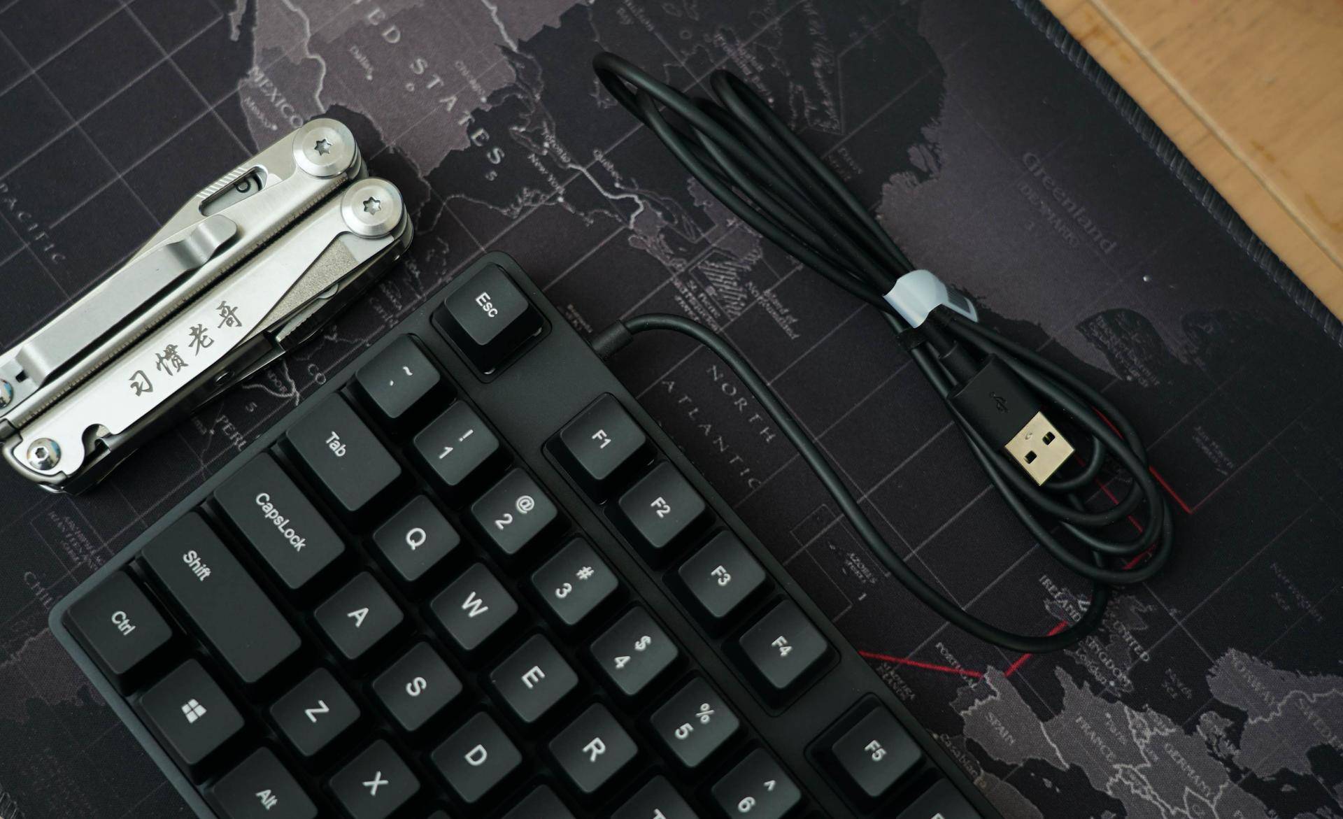 小米cherry版樱桃红轴机械键盘,小米机械键盘cherry版和g50怎么选