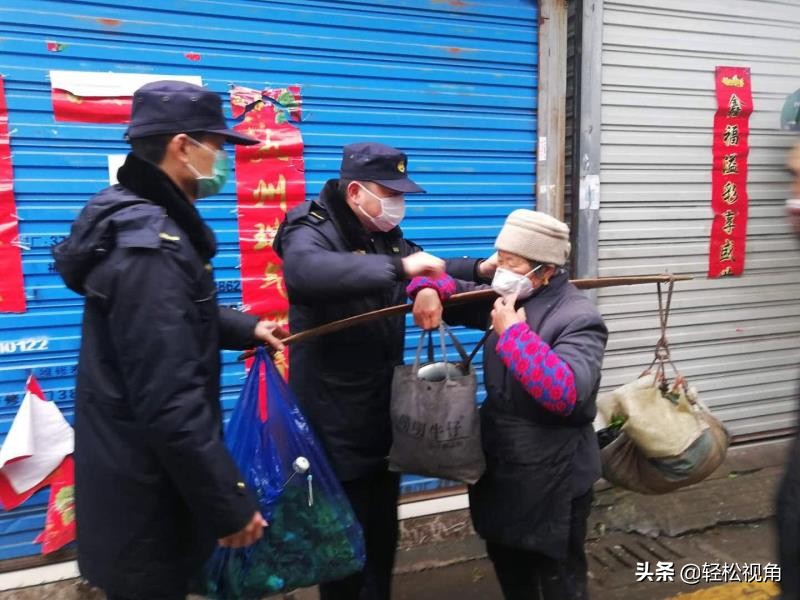 这个冬天的暖心小故事,这个冬天发生的温馨小事