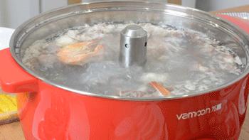 自制清水涮火锅,在家涮火锅必备什么菜和底料最好