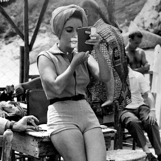 玛丽莲梦露和奥黛丽赫本有多漂亮,奥黛丽赫本和玛丽莲梦露颜值分析