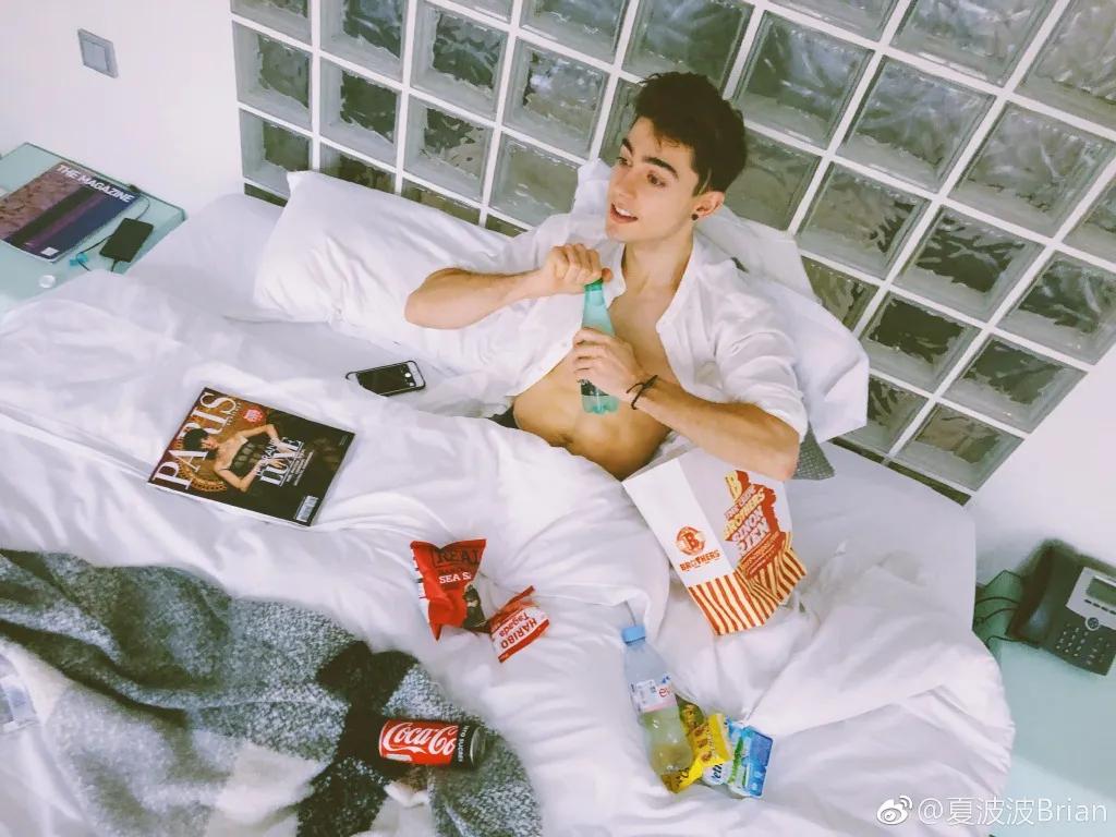 中国人民大学最帅留学生！一开口东北话十级：哎呀妈呀，老帅了