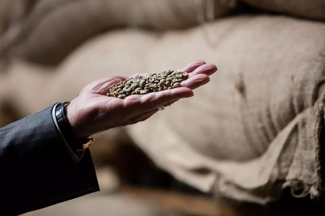 那些去葡萄牙旅行的人，都喝了什么咖啡？