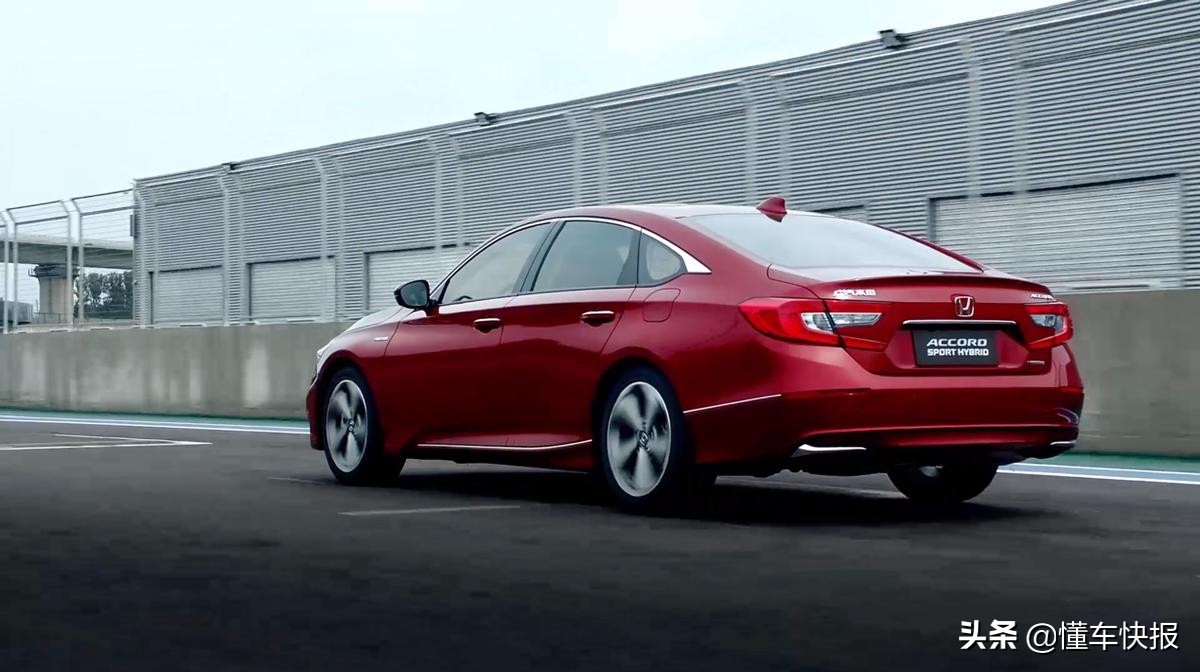 本田技术到底有多强,长期霸榜本田十代雅阁靠什么取胜