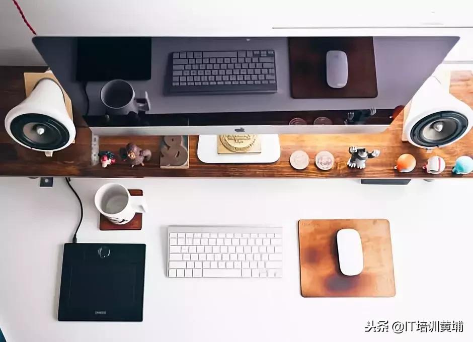 ui是一个什么软件,没有基础的人学ui有前途吗