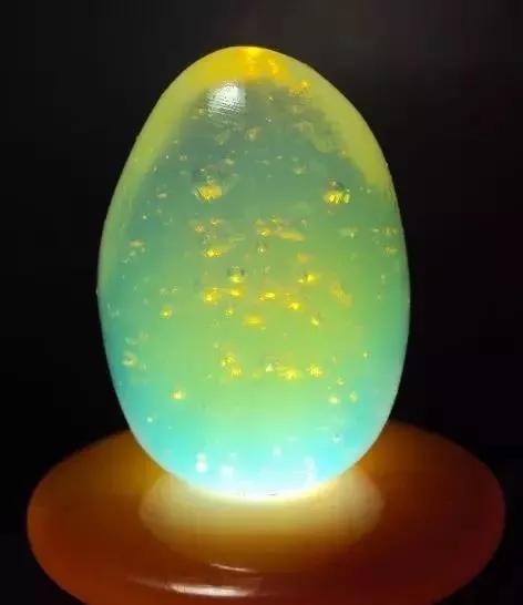 终于捡到了值钱的石头,捡到这些石头不要扔真的很值钱