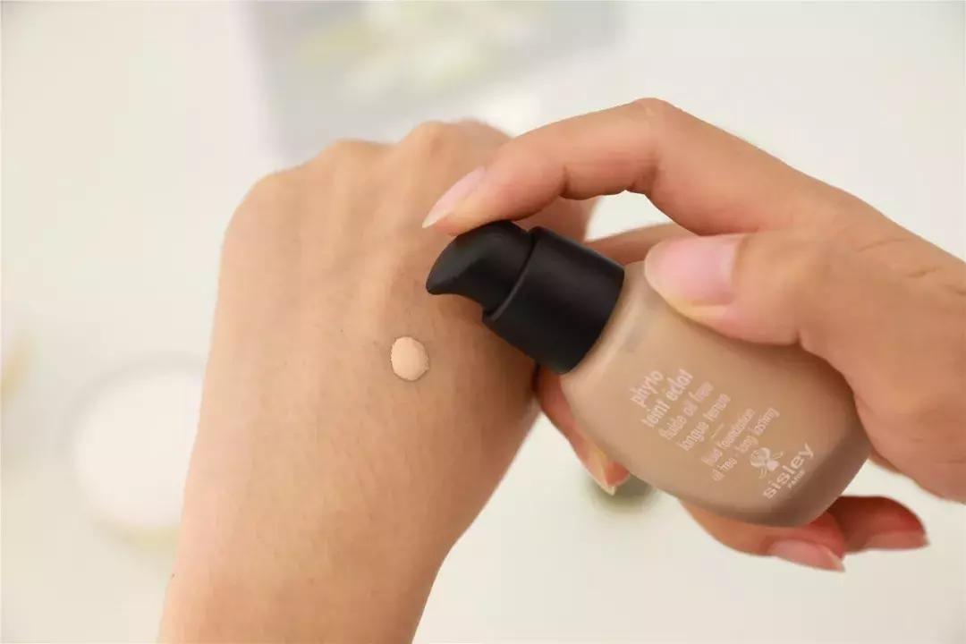 市中心这家高精尖卖场疯狂折扣!直降+团券,送的比买的多