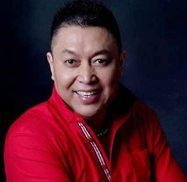 王为念第一任妻子离婚,61岁央视名嘴王为念新恋情曝光