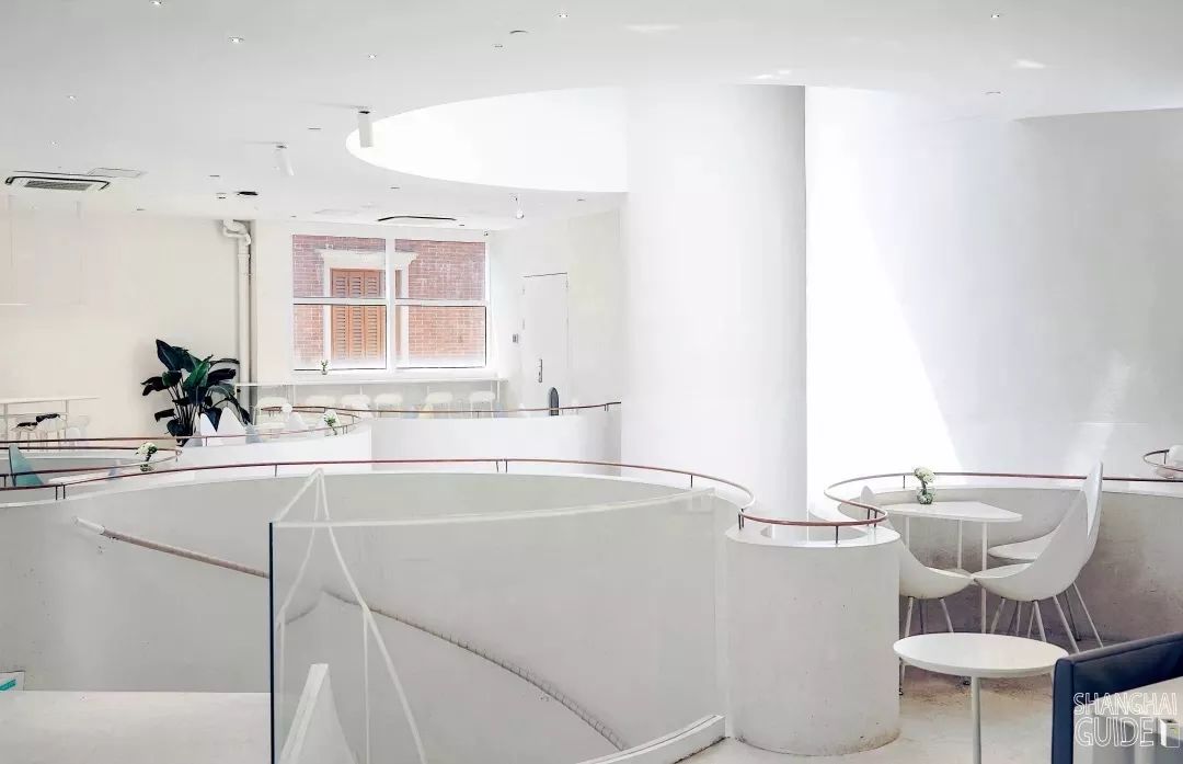 淮海路和南京西路哪个繁华,南京西路vs陆家嘴