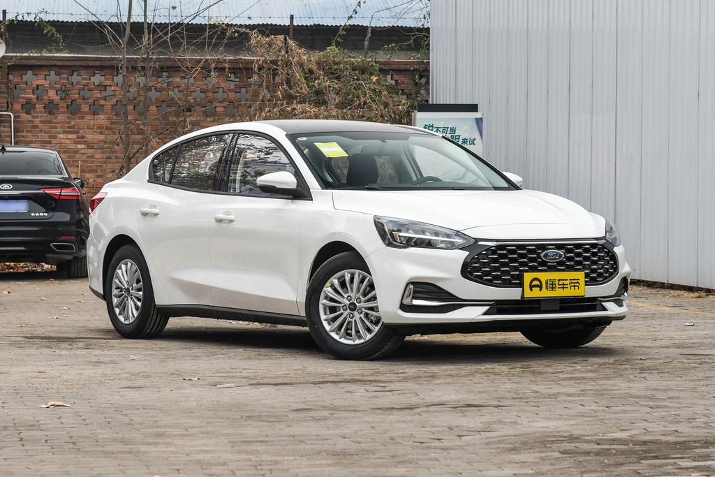 全新一代福克斯active,全新款福克斯内饰