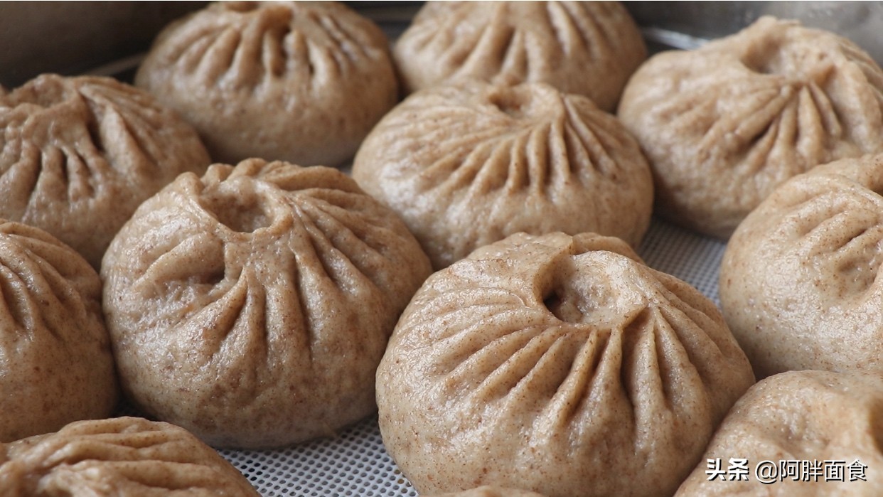 多用这菜调包子馅,多用这面擀包子皮,孩子吃促消化,成人吃减肉