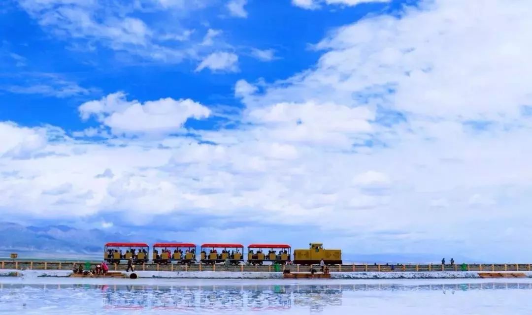 乌尤尼盐沼天空之镜夜景,乌尤尼盐湖天空之镜旅游价格