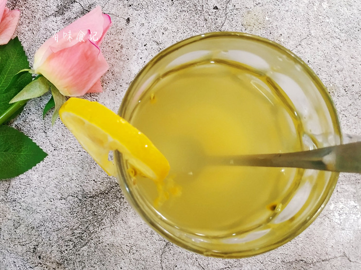 皮肤一抹就超级白的防晒霜,防晒霜推荐美白功效