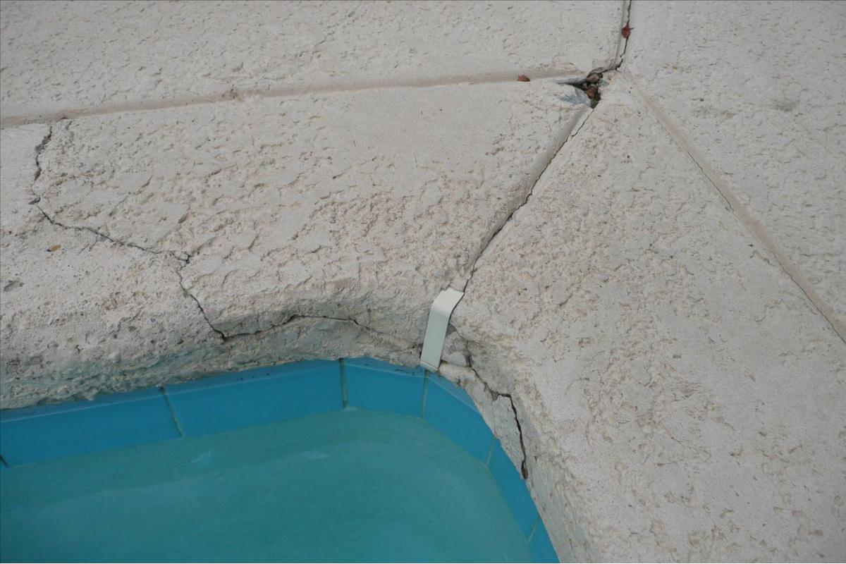 生活水池漏用什么堵漏好,水池堵漏最简单的方法