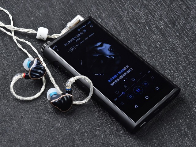 售价8998元的无损音乐*放播**器飞傲M15详细测评