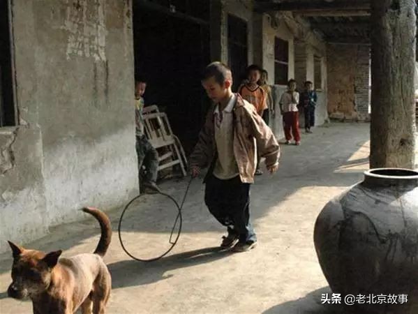 身份证上是1970-1989年的注意了，再忙也要看一下！