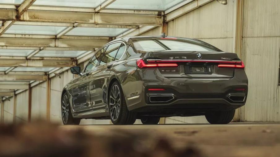 全新bmw7系什么时候卖,全新BMW7系试驾