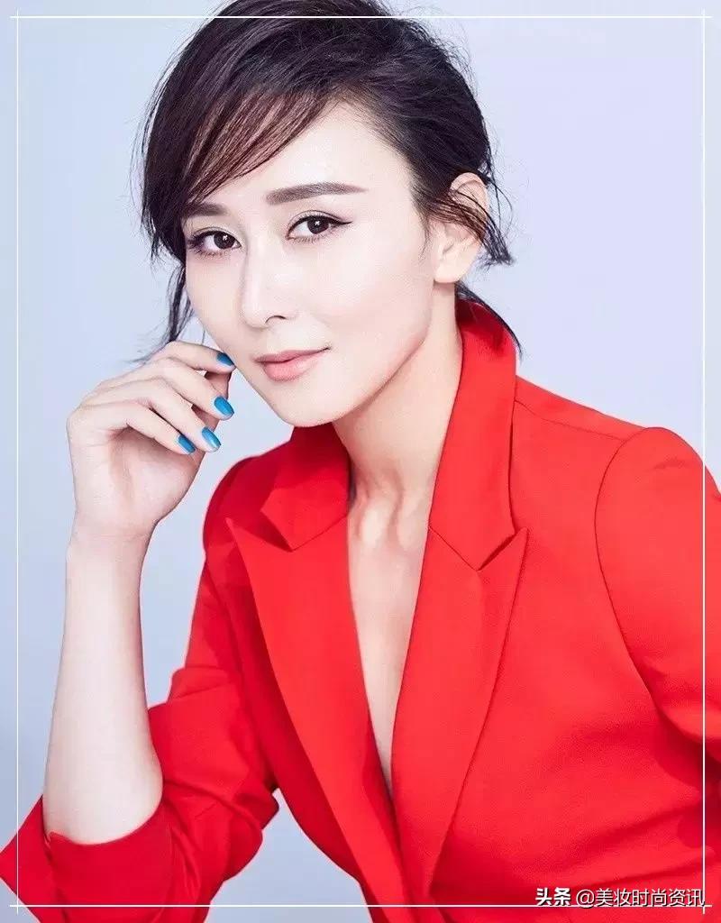 作为章子怡、袁泉的同学，她的实力毫不逊色于她们