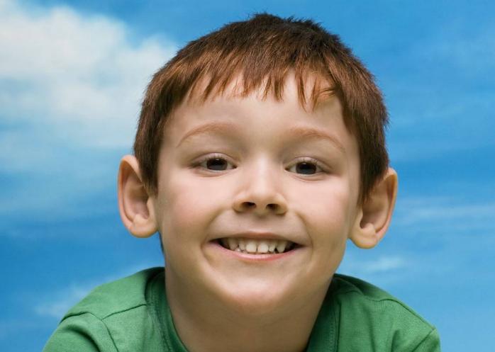 孩子喜欢夹腿、摩擦*体下**,除了些行为,家长还要注意以下几点