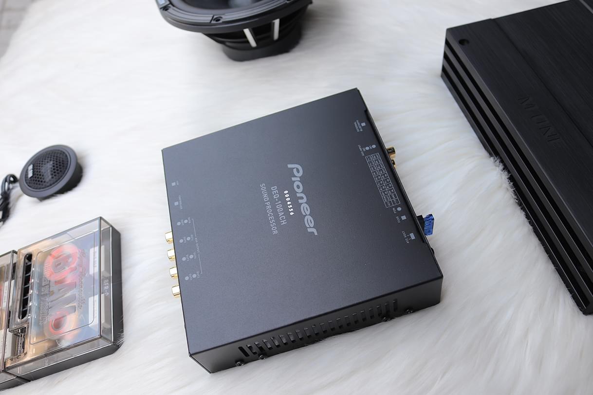 深圳汽车音响专业改装哪里好？看完别克君威音响改装你就知道了