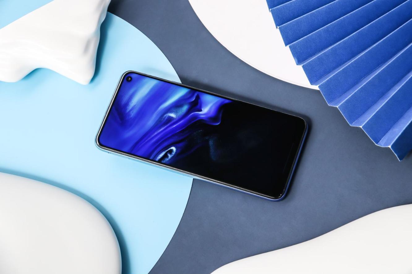 2700左右性价比高的手机,最便宜的全新骁龙865手机