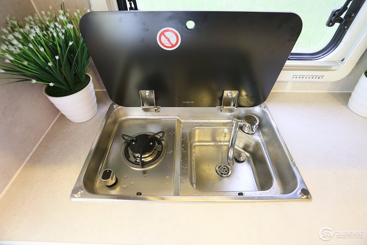 月薪6000可以买多少钱的房,月薪3500能买的房车功能齐全