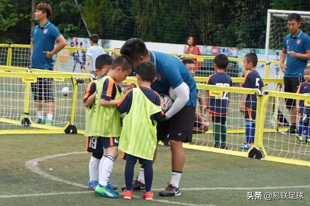 易联梯队训练赛,西安暑假易联足球培训班青少年