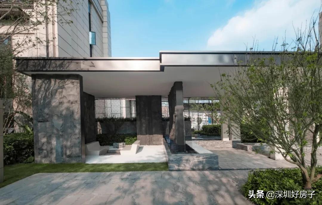 深圳现代化住宅,当传统装修遇到智能家居