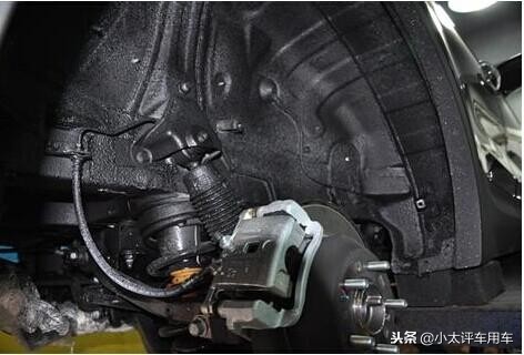 新车底盘需不需要喷底盘装甲,新车做底盘装甲需要注意什么