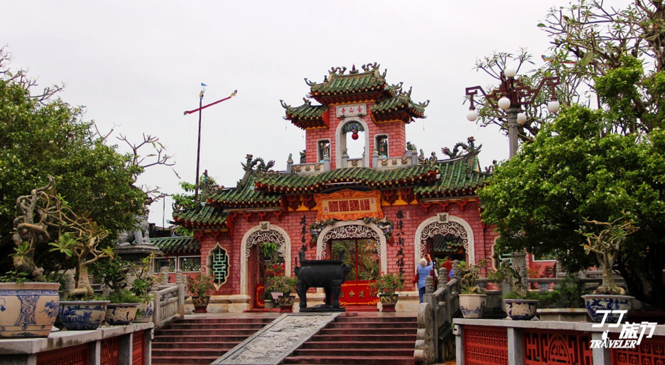 形容一个邮轮很豪华很大怎么说,不动声色可以形容美景吗