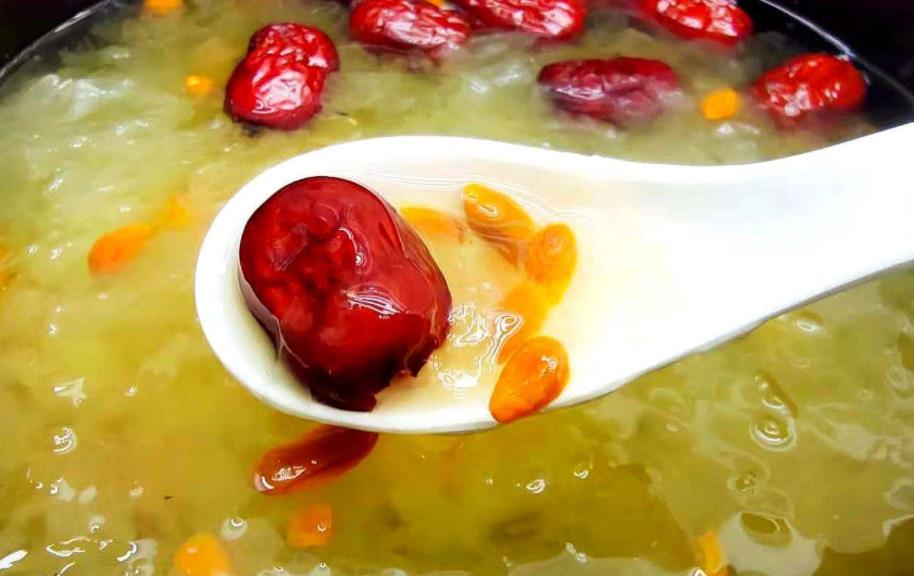 为什么煮银耳煮不出粘稠感,为啥煮银耳汤不黏