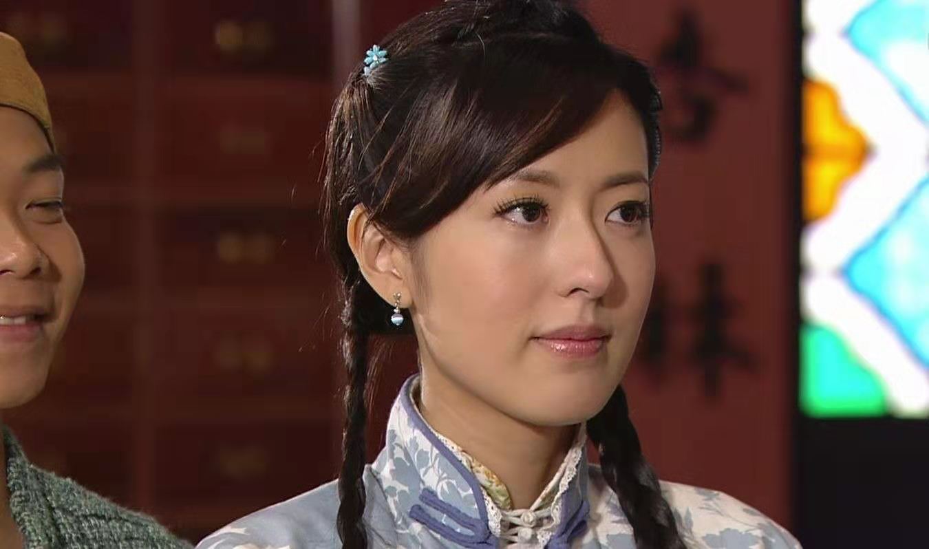 37岁唐诗咏近况,唐诗咏36岁照片