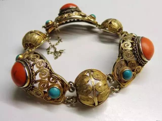 古代女人的首饰,古代女子的首饰描写