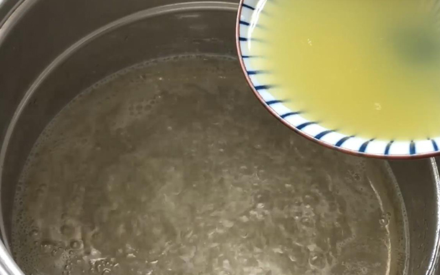 做月饼500克面粉加多少克转化糖浆,转化糖浆制作月饼一般需要多少克