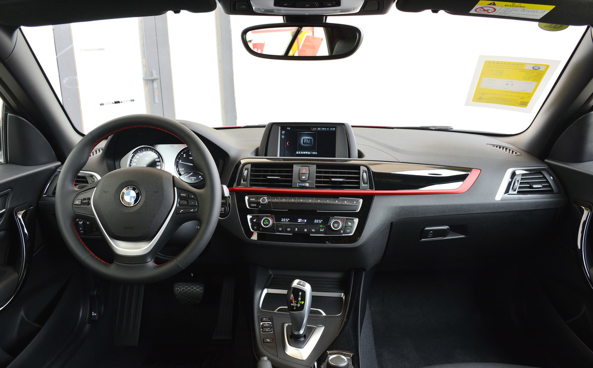 宝马最新四座硬顶敞篷跑车,宝马最值得购买的轿跑车型