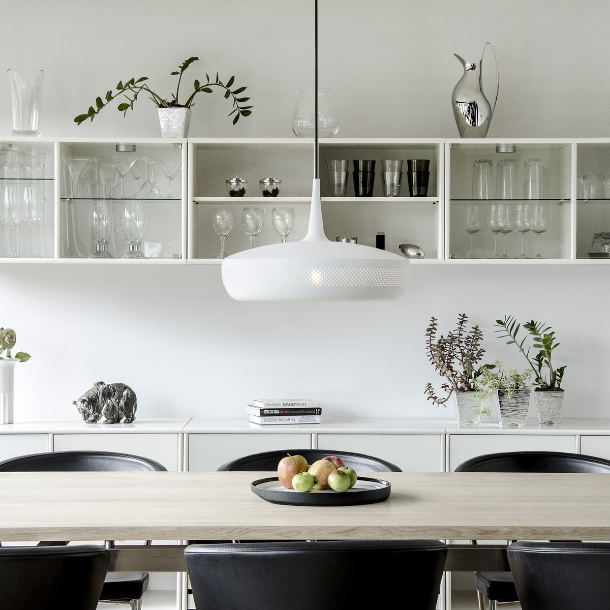 餐厅3个灯具效果图,轻奢餐厅灯饰设计