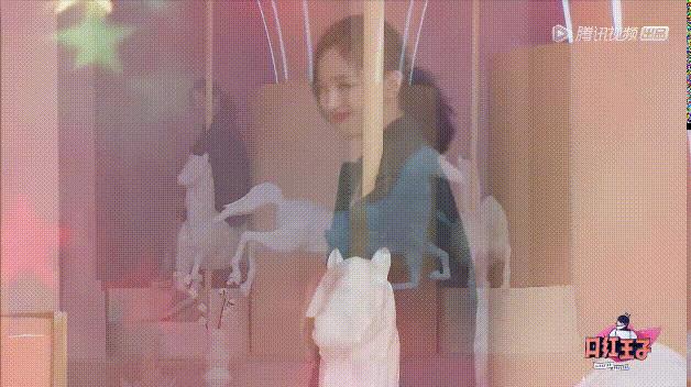 让男明星帮忙化妆，是巨大福利还是*男美**陷阱？