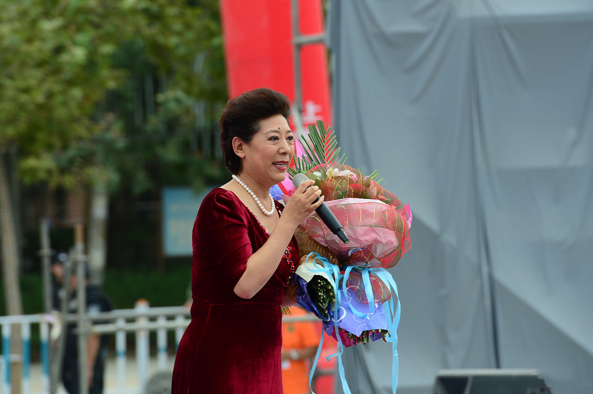 关牧村老艺术家照片 (老艺术家关牧村)