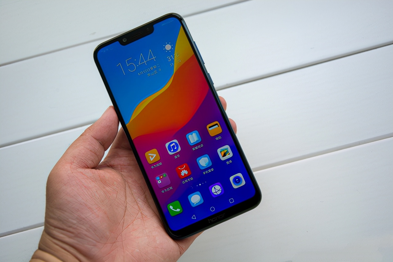 百元手机100元左右能买吗,那些几百块钱的手机真的靠谱吗