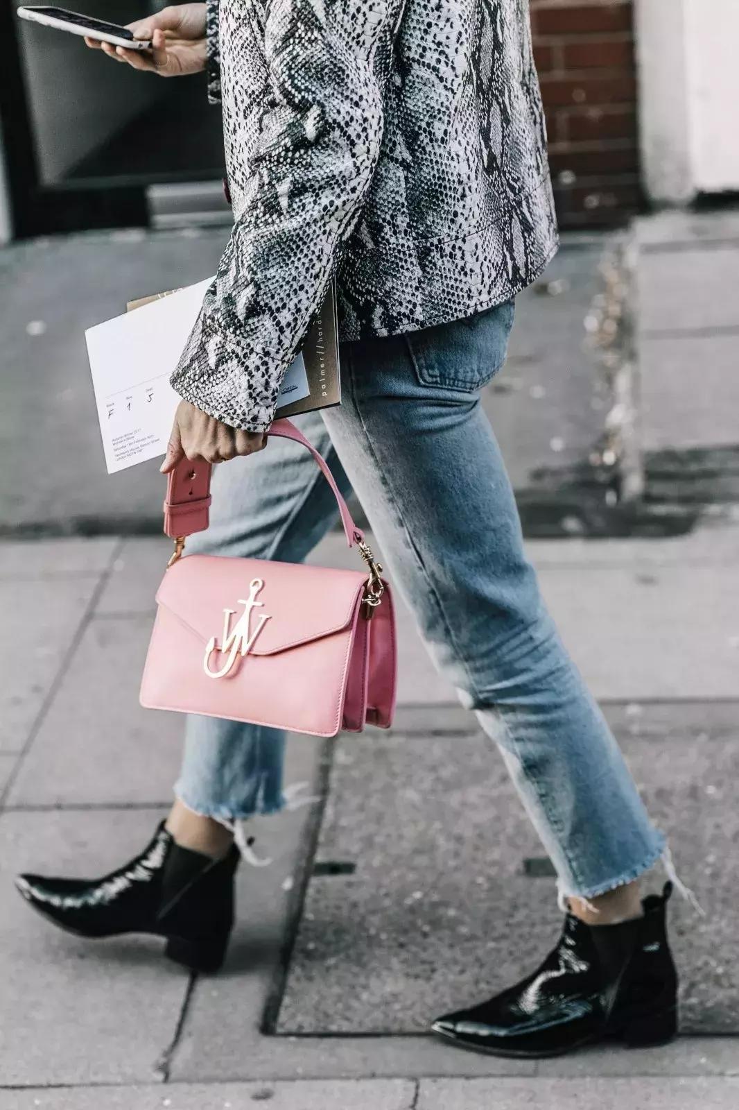 你想知道关于LOEWE的一切，全在这了！