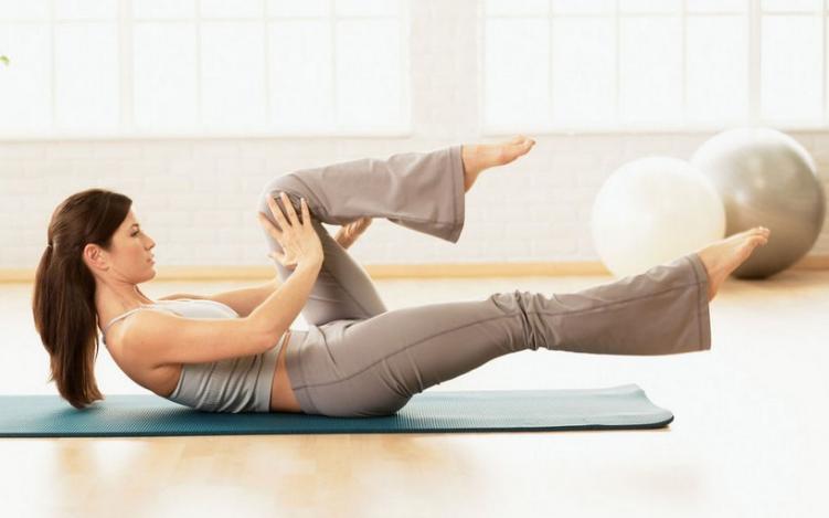 倒三角苹果型身材怎么减肥,120斤微胖苹果型身材怎么瘦