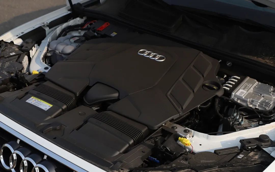 奥迪Q7性能测试,奥迪q7刹车点头严重吗