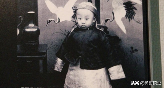 清朝铁帽子王后代现状,清朝八大铁帽子王后代谁最厉害